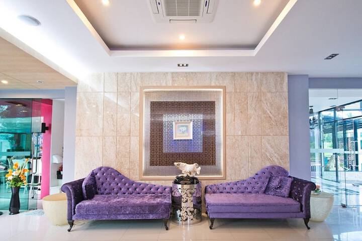 Hotel Interior 4 of 152
