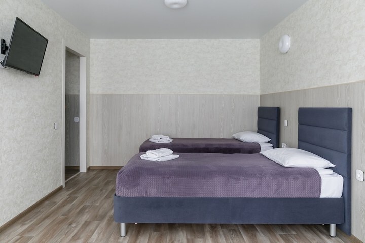 Room 50 of 75
