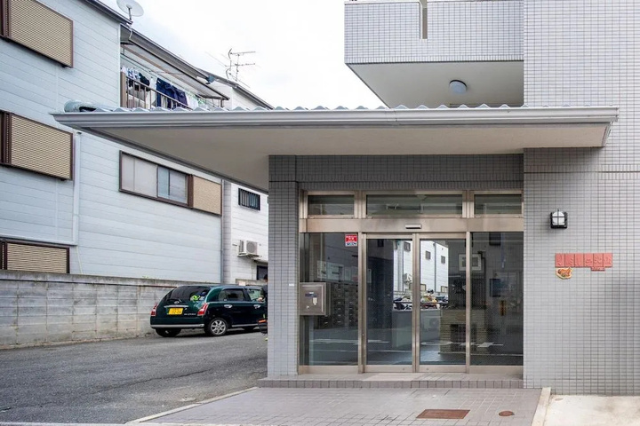 Image of Tatsuya house 402