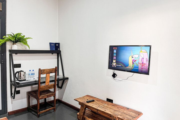 Room 16 of 84