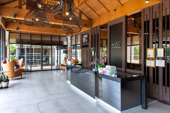 Guest Lobby