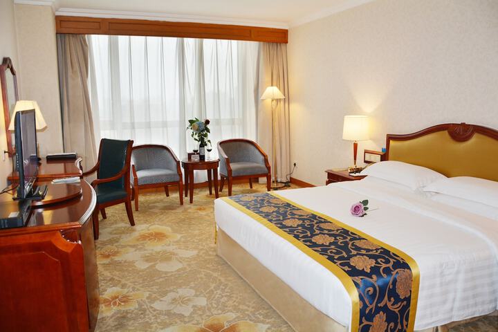 Room 45 of 121