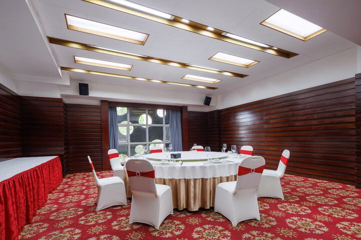 Dining Photos