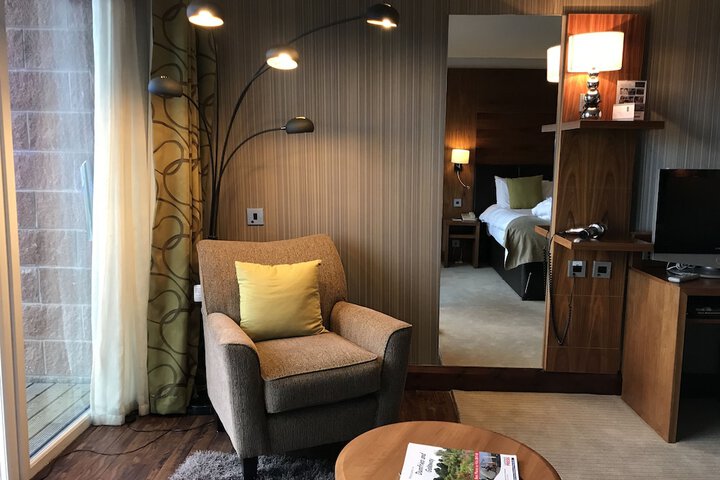 Room 18 of 126