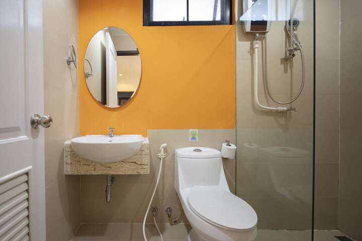 Room 30 of 50