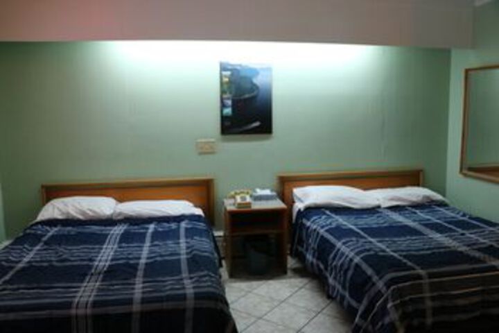 Room 30 of 54