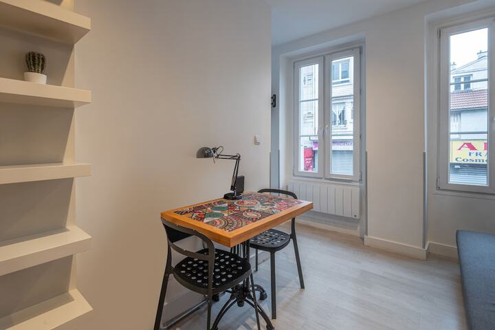 Room 4 of 29