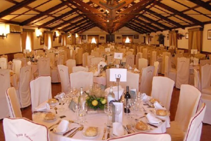 Banquet hall