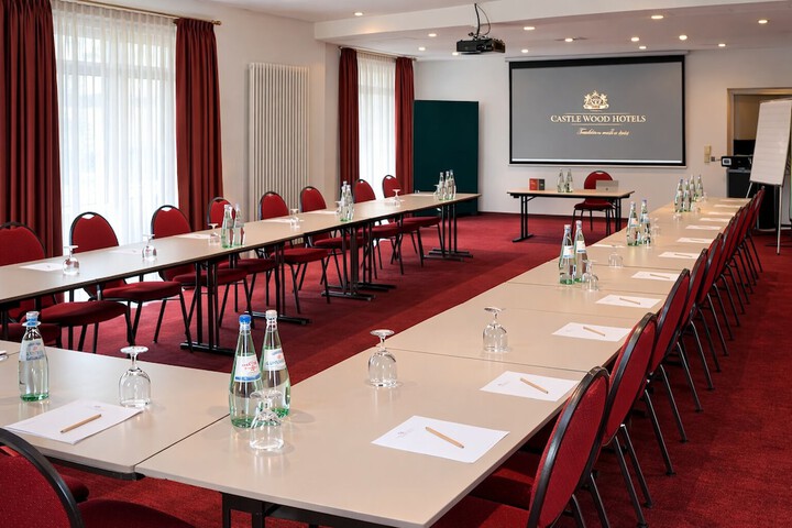 Meeting 52 of 61