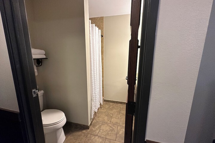 Room 45 of 111