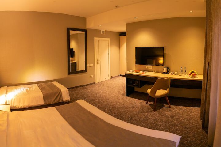 Room 6 of 52