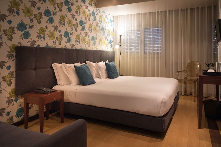 Room 10 of 51