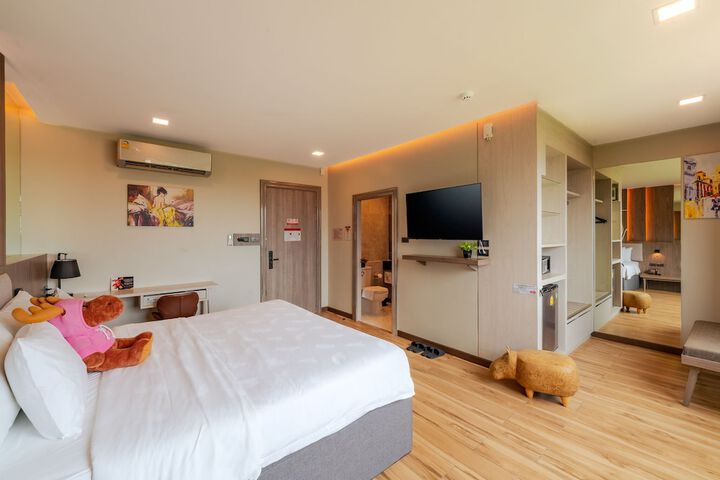 Room 14 of 56
