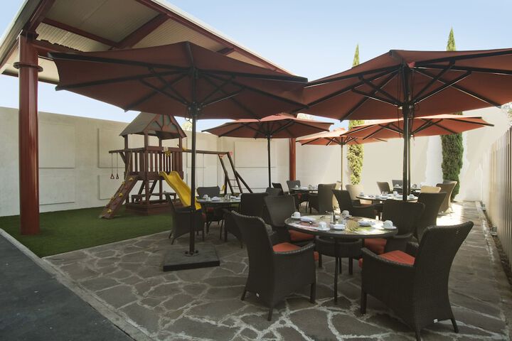 Dining Photos