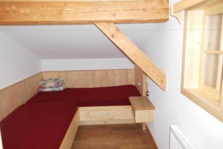 Room 3 of 11