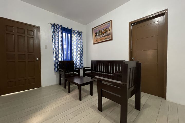 Room 115 of 200