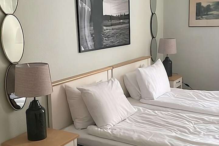 Room 19 of 50