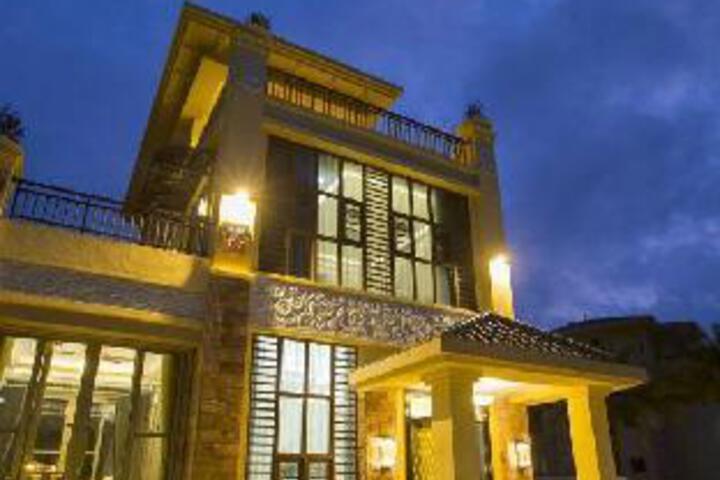 Yangxi Lafeier Hot Spring Holiday Villa