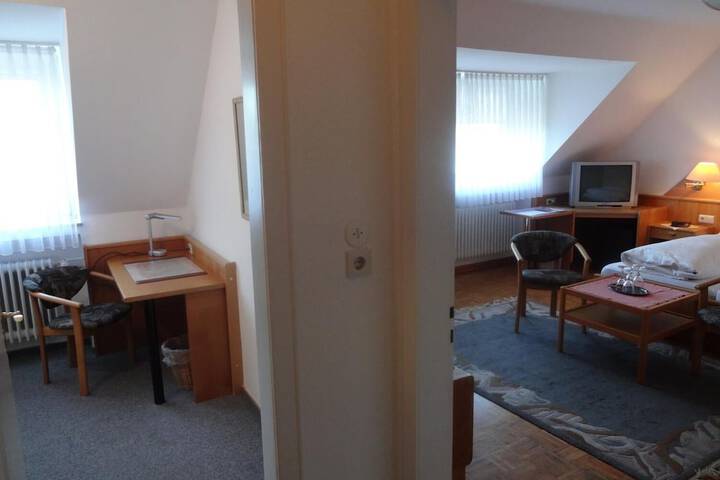 Room 26 of 43
