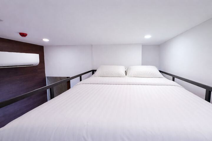 Room 20 of 121