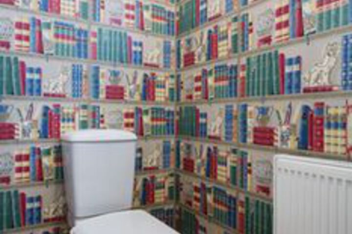 Room 3 of 27