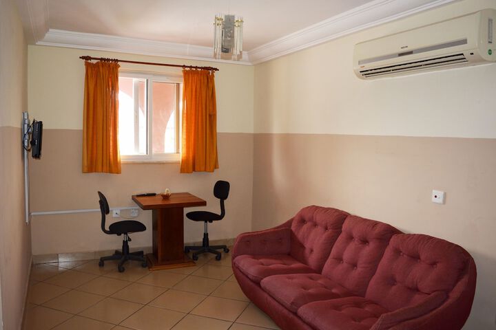 Room 17 of 50