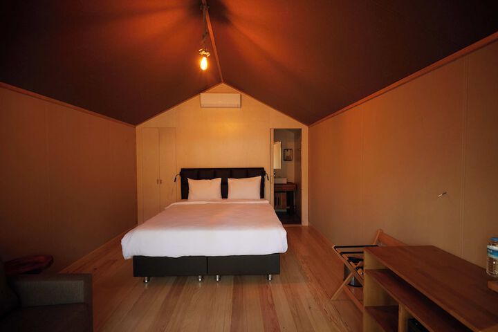 Room 19 of 113