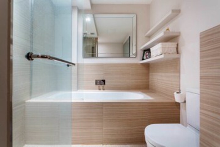 Room 3 of 18