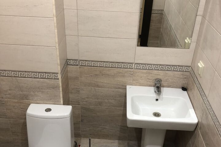 Room 17 of 19