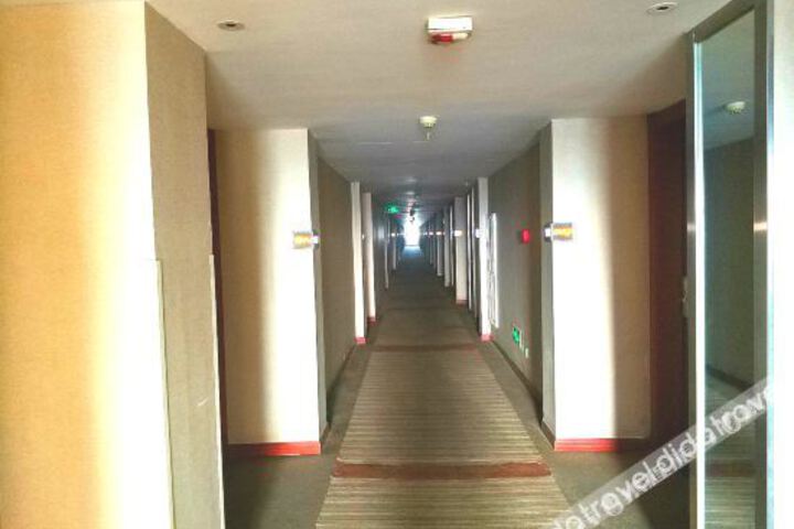 Hotel Interior 18 of 24