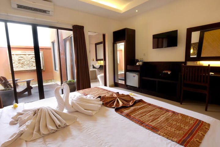 Room 8 of 42