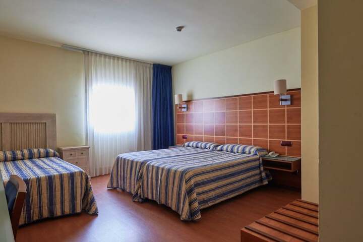 Room 31 of 186