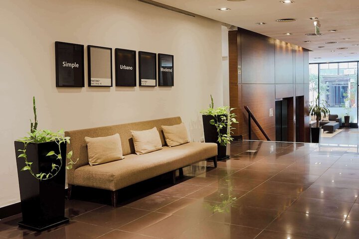 Entrance & Lobby