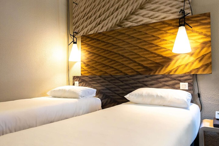 Room 13 of 57