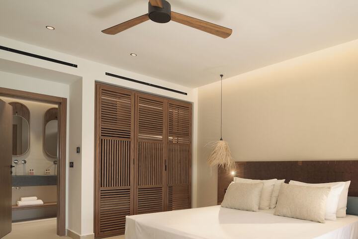 Room 58 of 195