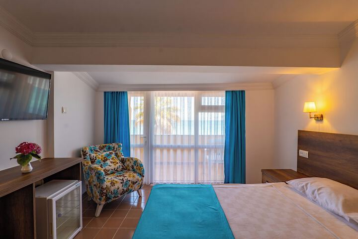 Room 10 of 209