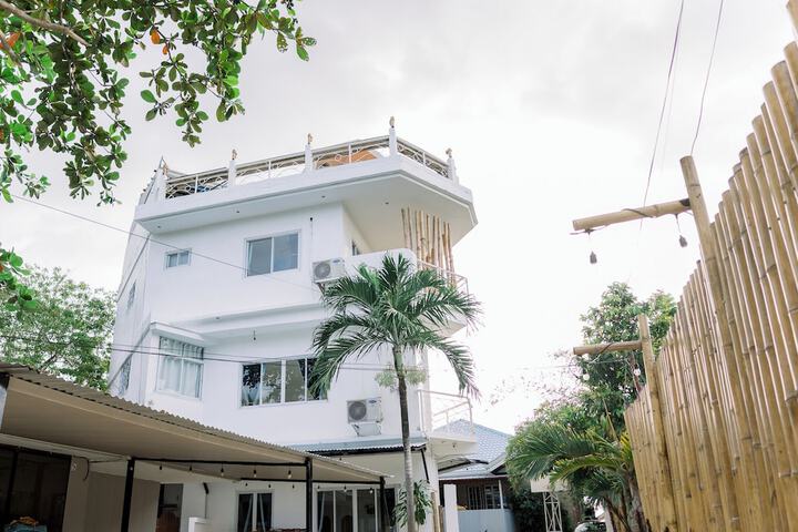 8 Plus Beach Resort