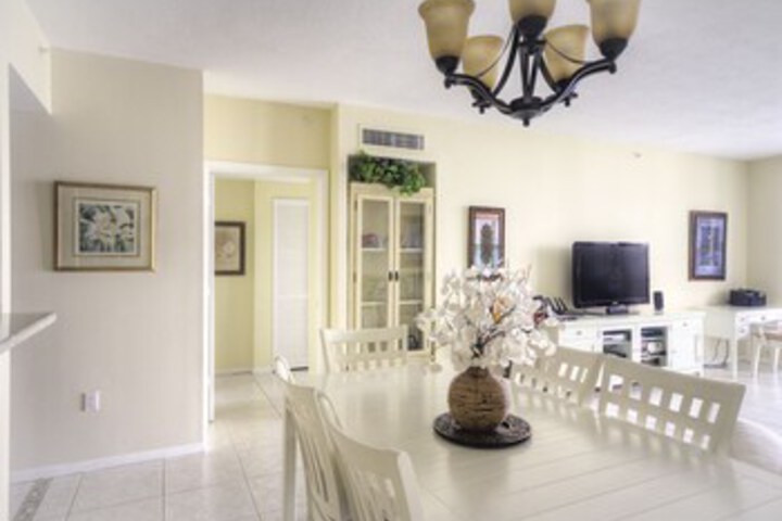 Room 14 of 40