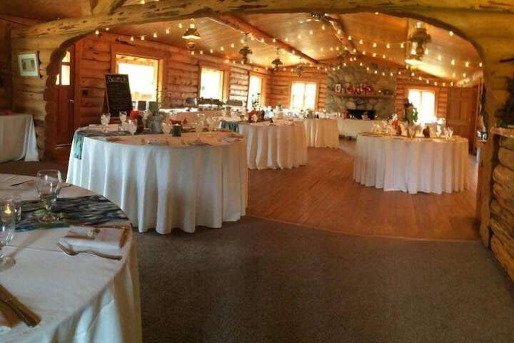 Ballroom/Hall 10 of 21