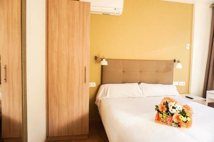 Room 14 of 27