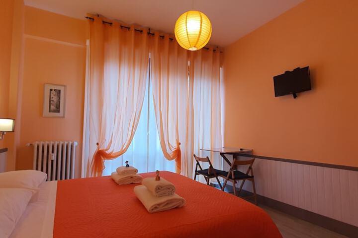 Room 6 of 67