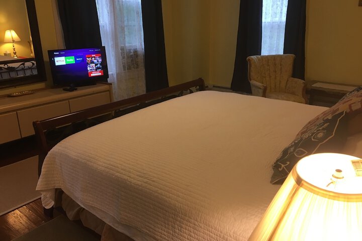 Room 132 of 246
