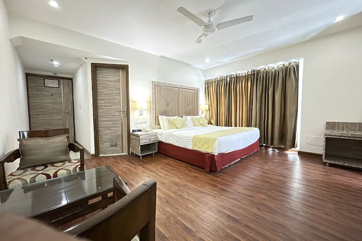 Room 7 of 22