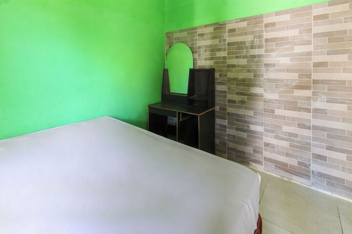 Room 14 of 20