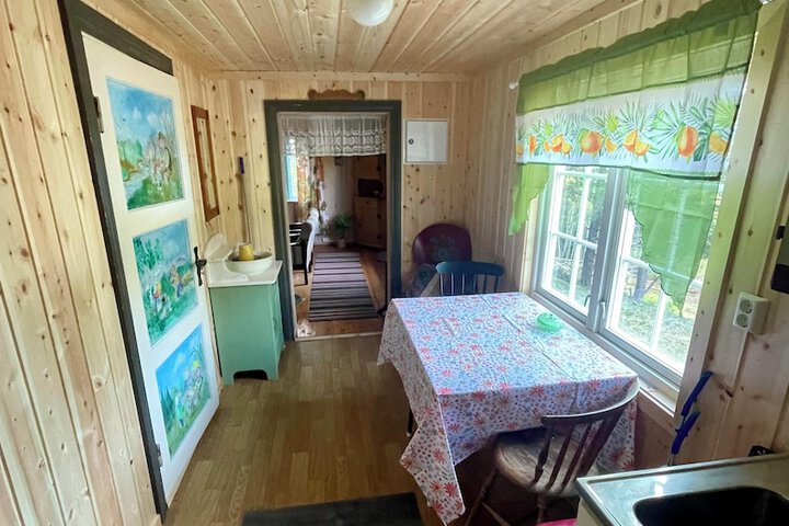 Room 27 of 59