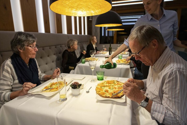 Dining 114 of 149