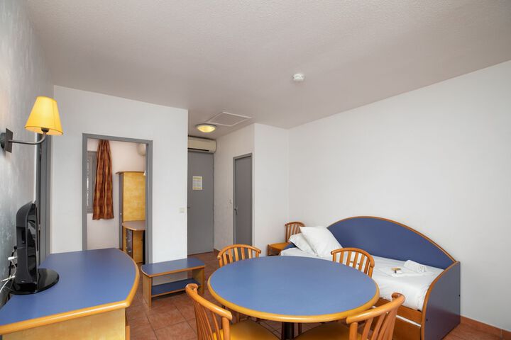 Dining Photos