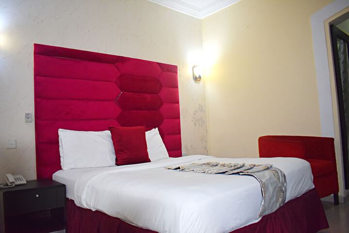 Room 25 of 67