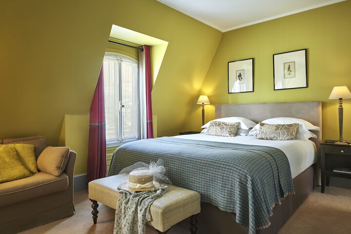Room 20 of 49