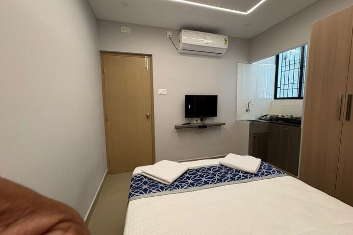 Room 14 of 49